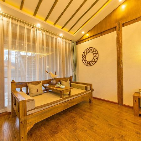 Nine'S Holiday Stay 麗江市 エクステリア 写真